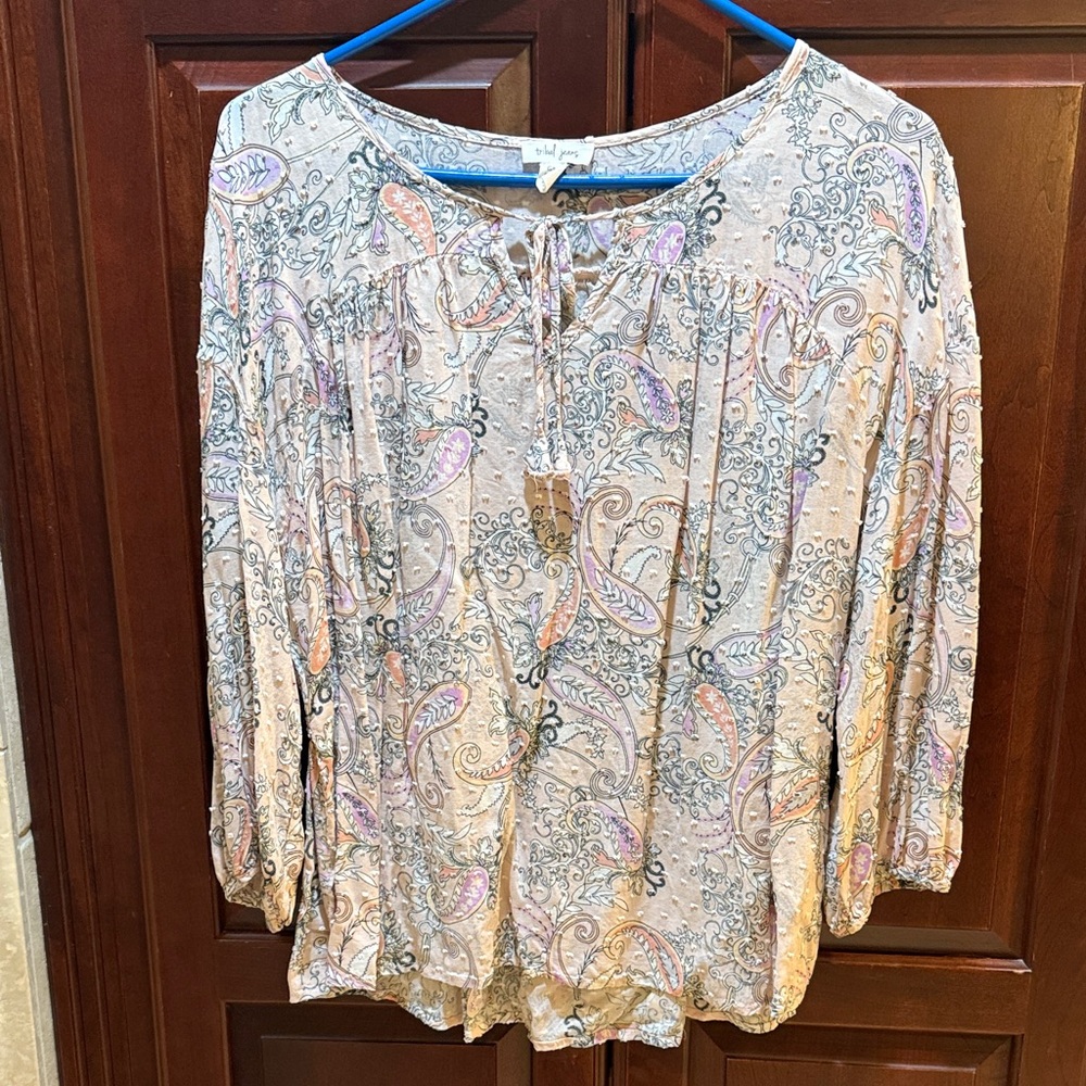Elegant Paisley Blouse with Pastel Hues